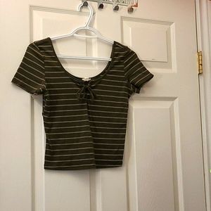 Garage M crop tshirt